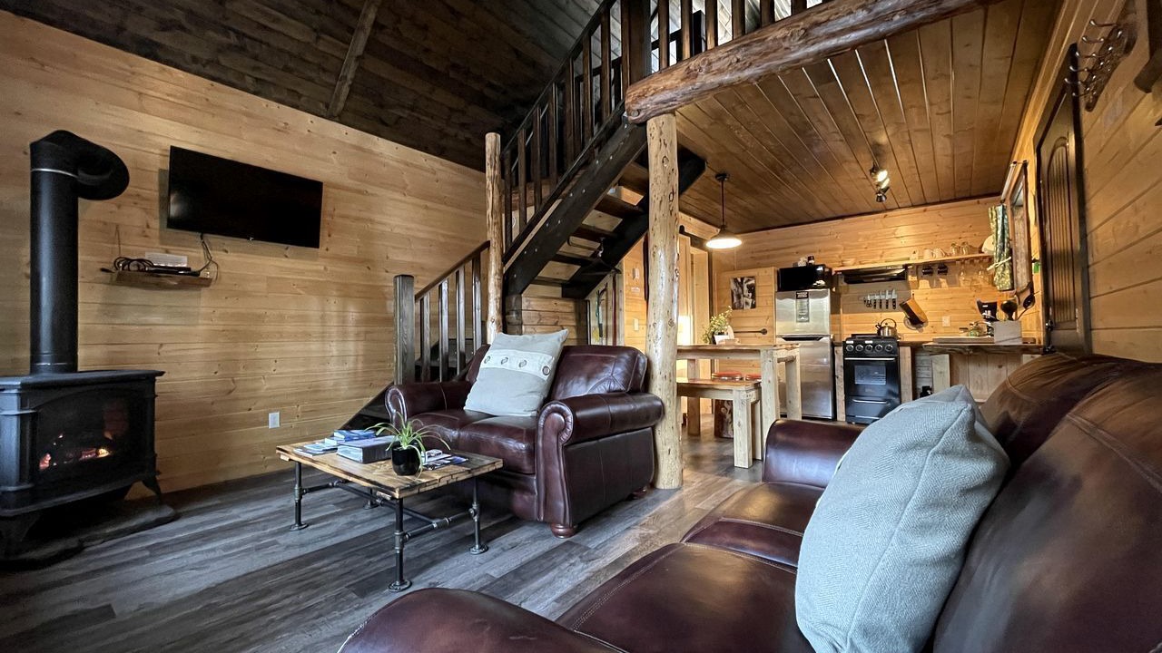Photo of Livingroom in Nordegg