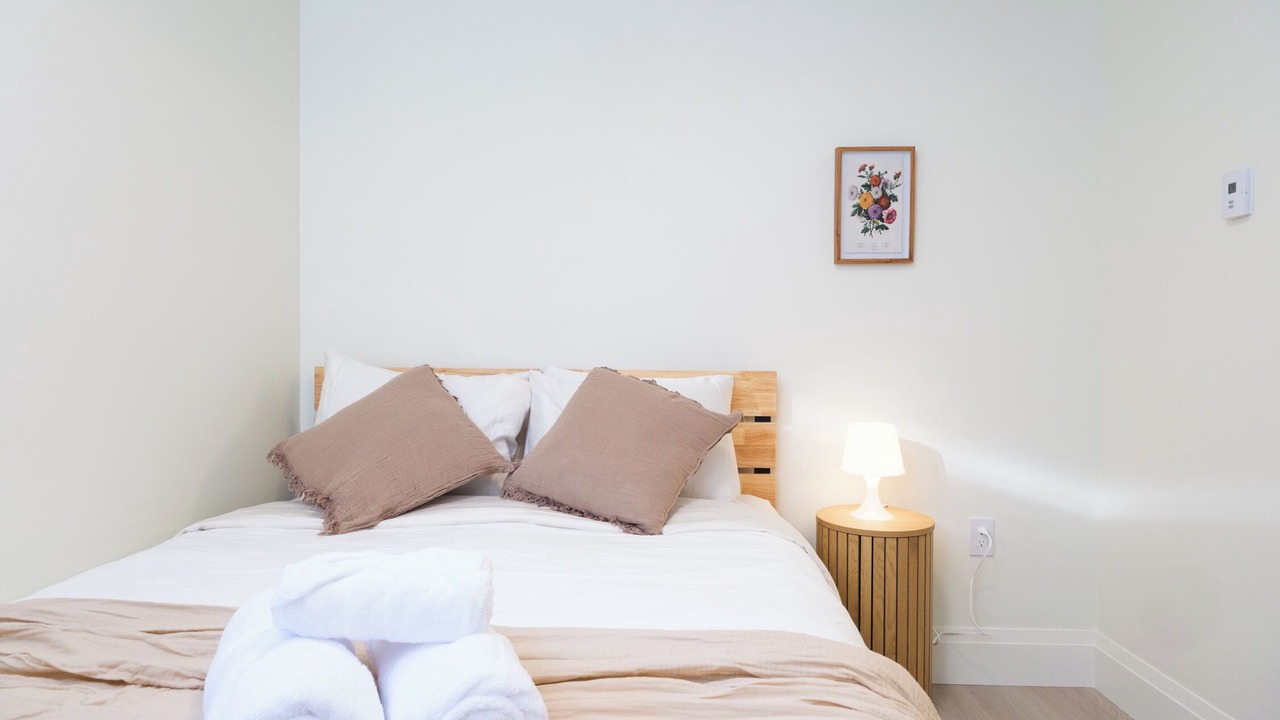 Photo of Bedroom in Kerrisdale
