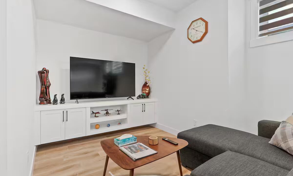 Photo of Livingroom in Mount Pleasant