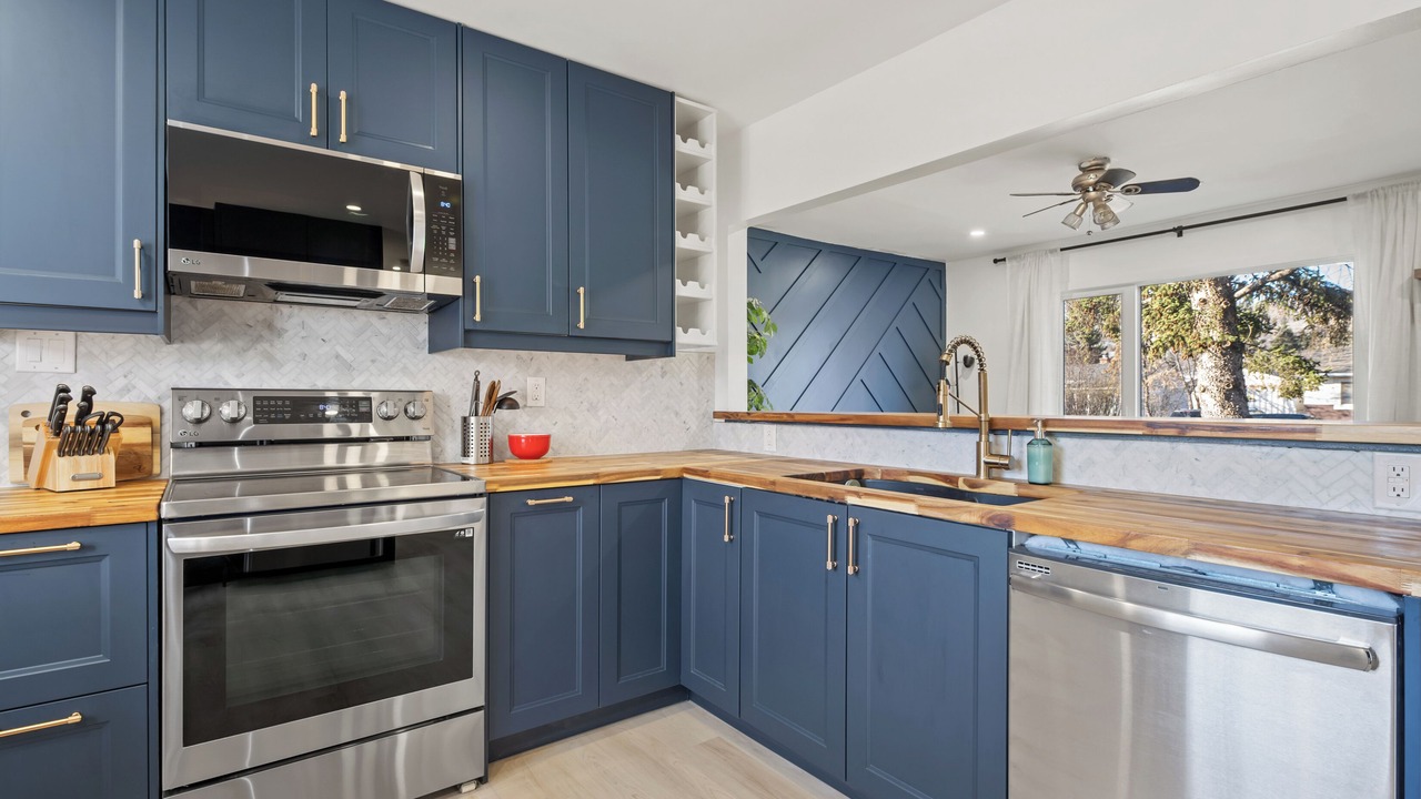 Photo of Kitchen in Northwest Calgary