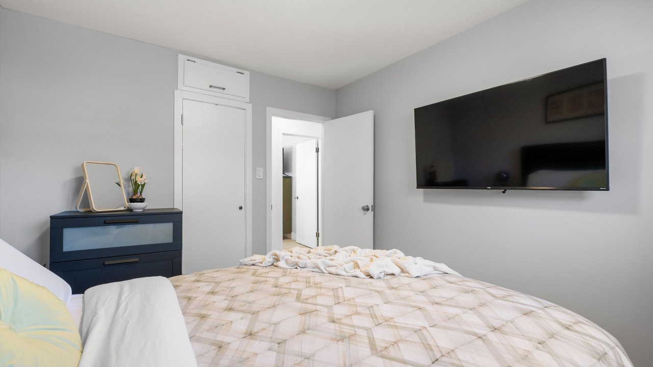 Photo of Bedroom in Northwest Calgary