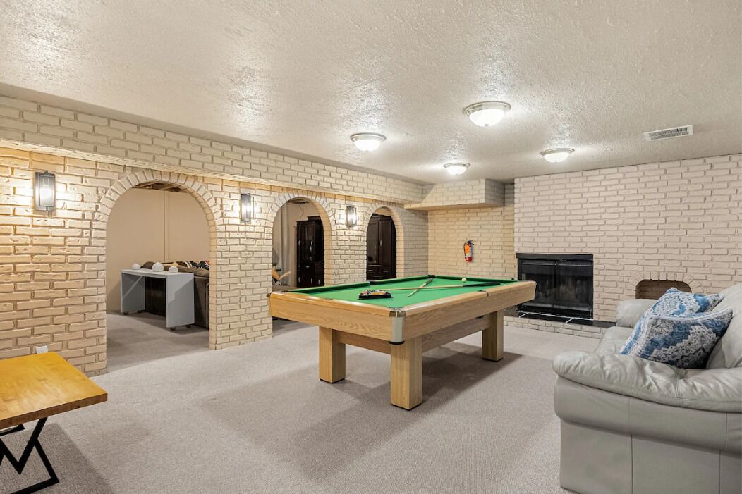 Photo of Livingroom in Canyon Meadows