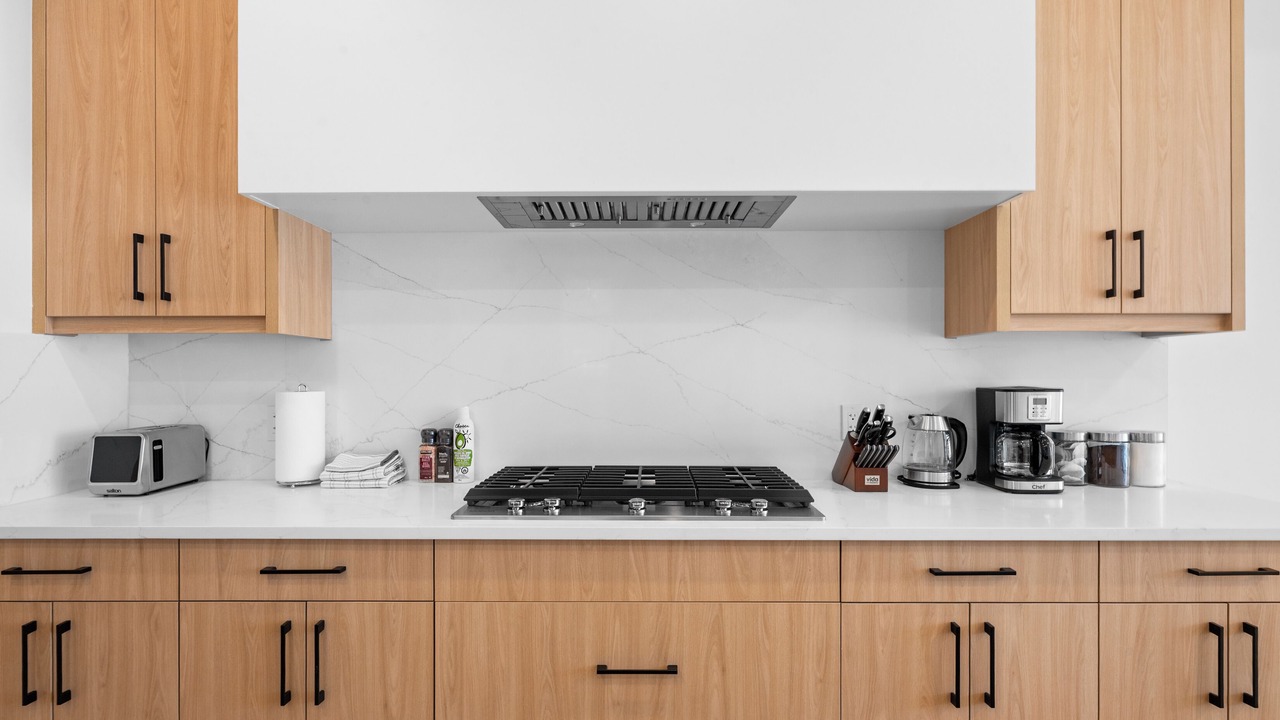 Photo of Kitchen in Banff Trail