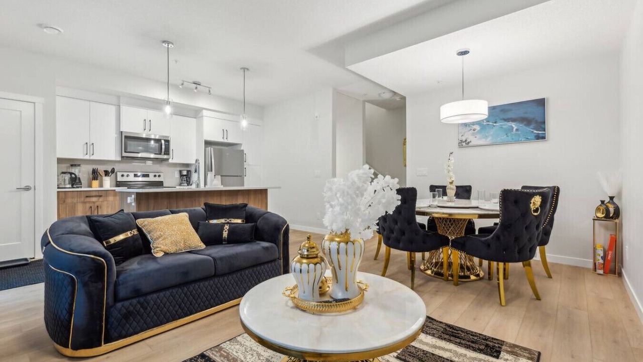 Photo of Livingroom in Southwest Calgary