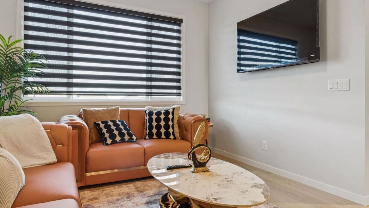 Photo of Livingroom in Northwest Calgary