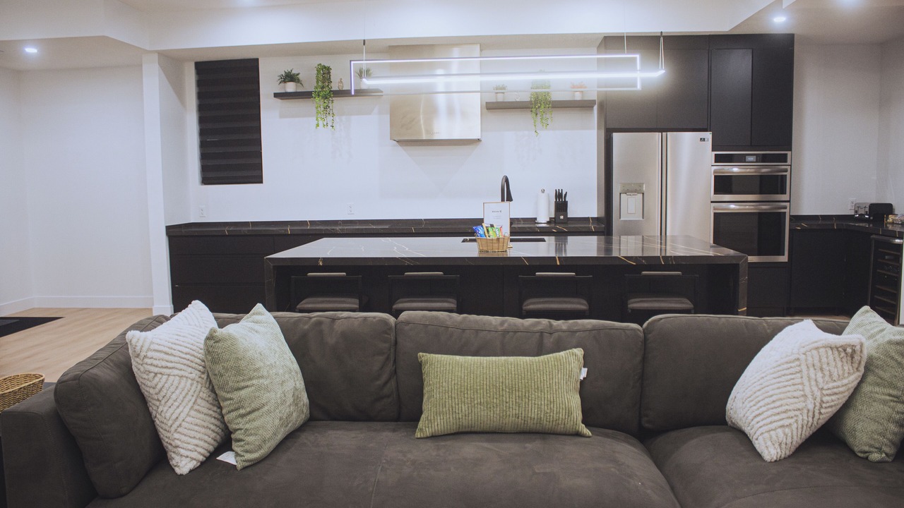 Photo of Livingroom in High River