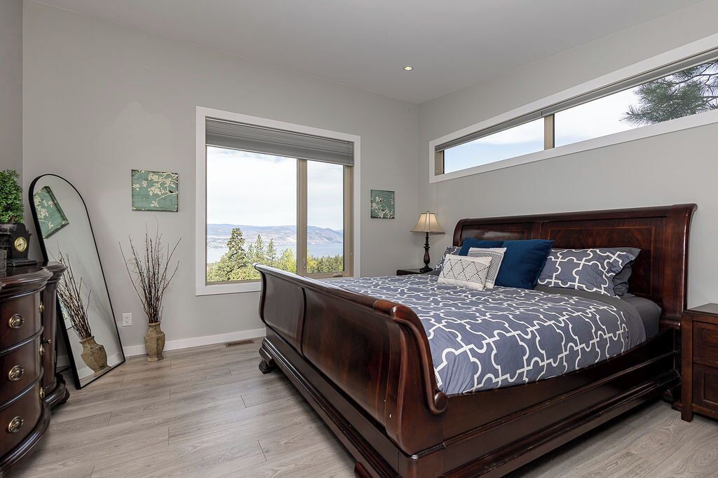 Photo of Bedroom in Okanagan-Similkameen