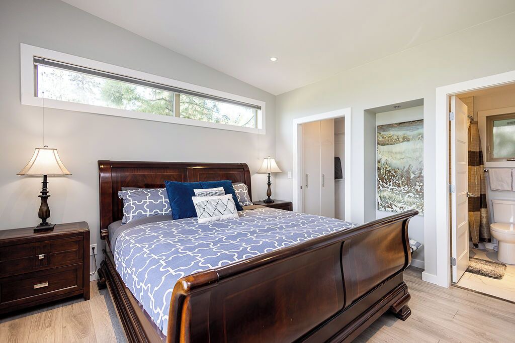 Photo of Bedroom in Okanagan-Similkameen