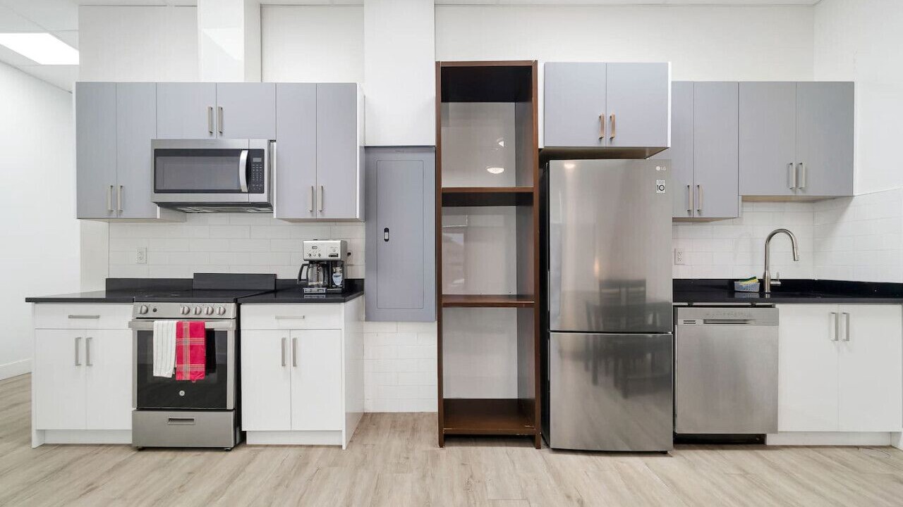 Photo of Kitchen in Harrison Hot Springs