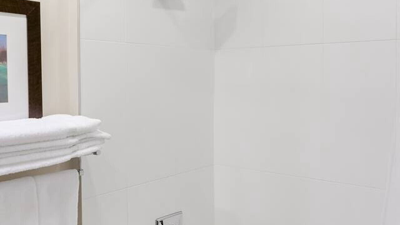 Photo of Bathroom in Harrison Hot Springs