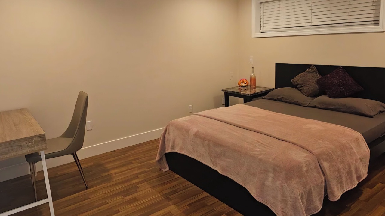 Photo of Bedroom in Delta