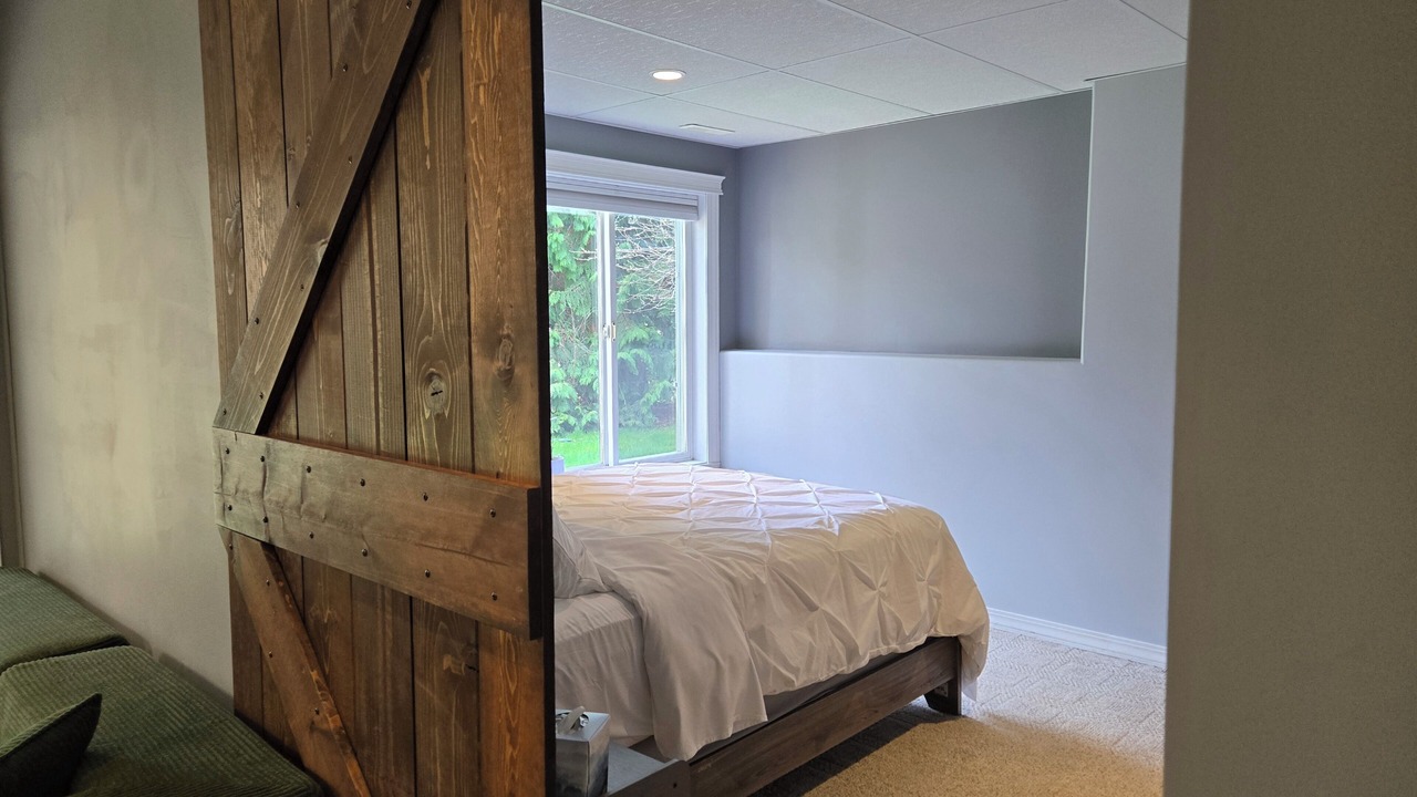 Photo of Bedroom in Salmon Arm