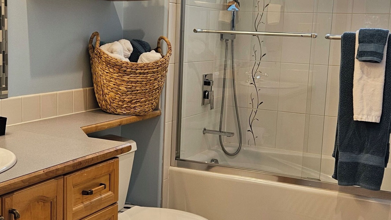 Photo of Bathroom in West Sechelt