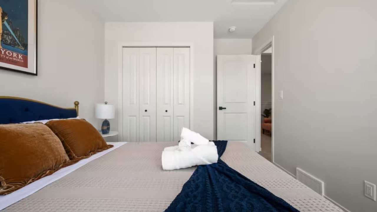 Photo of Bedroom in Calgary
