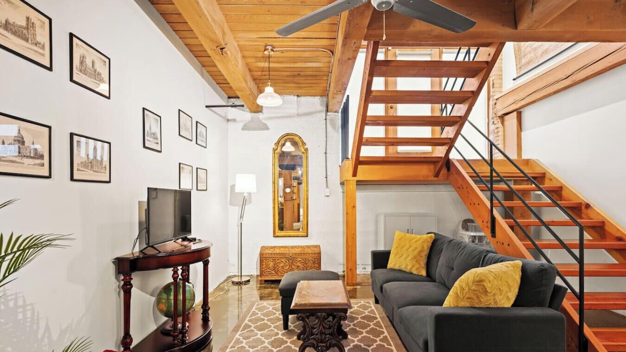 Photo of Livingroom in Downtown Edmonton