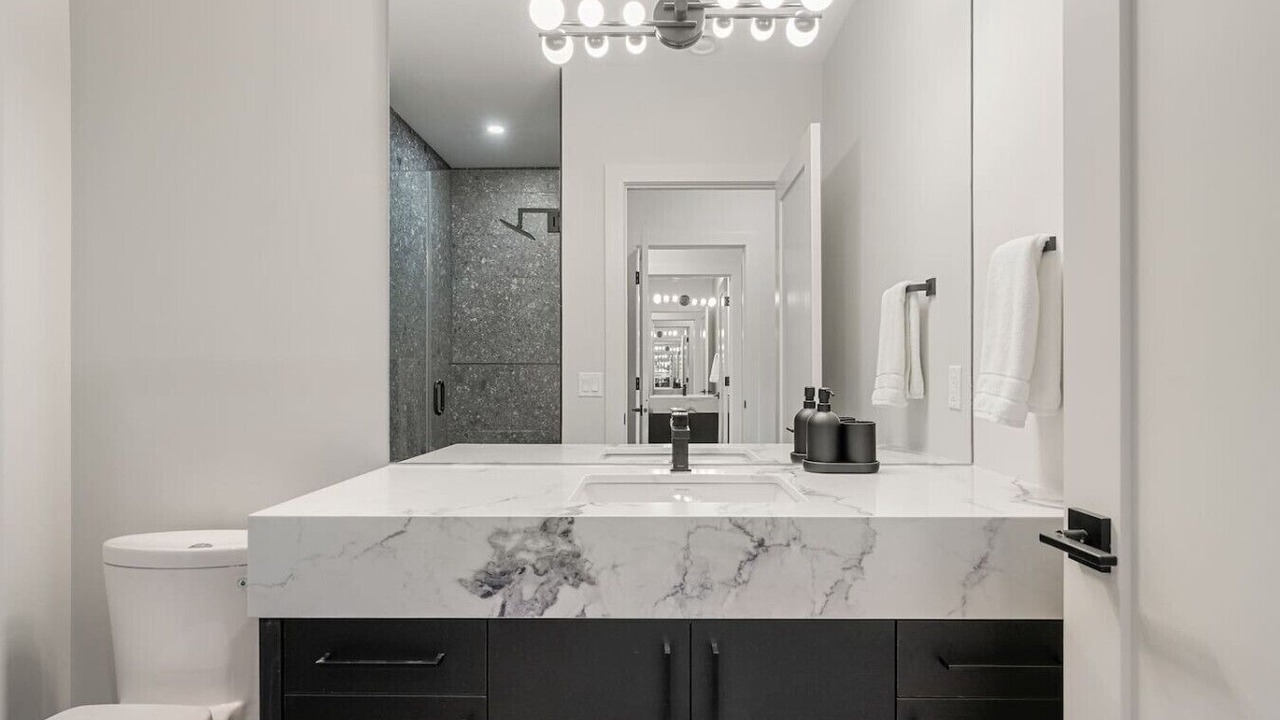 Photo of Bathroom in Killarney