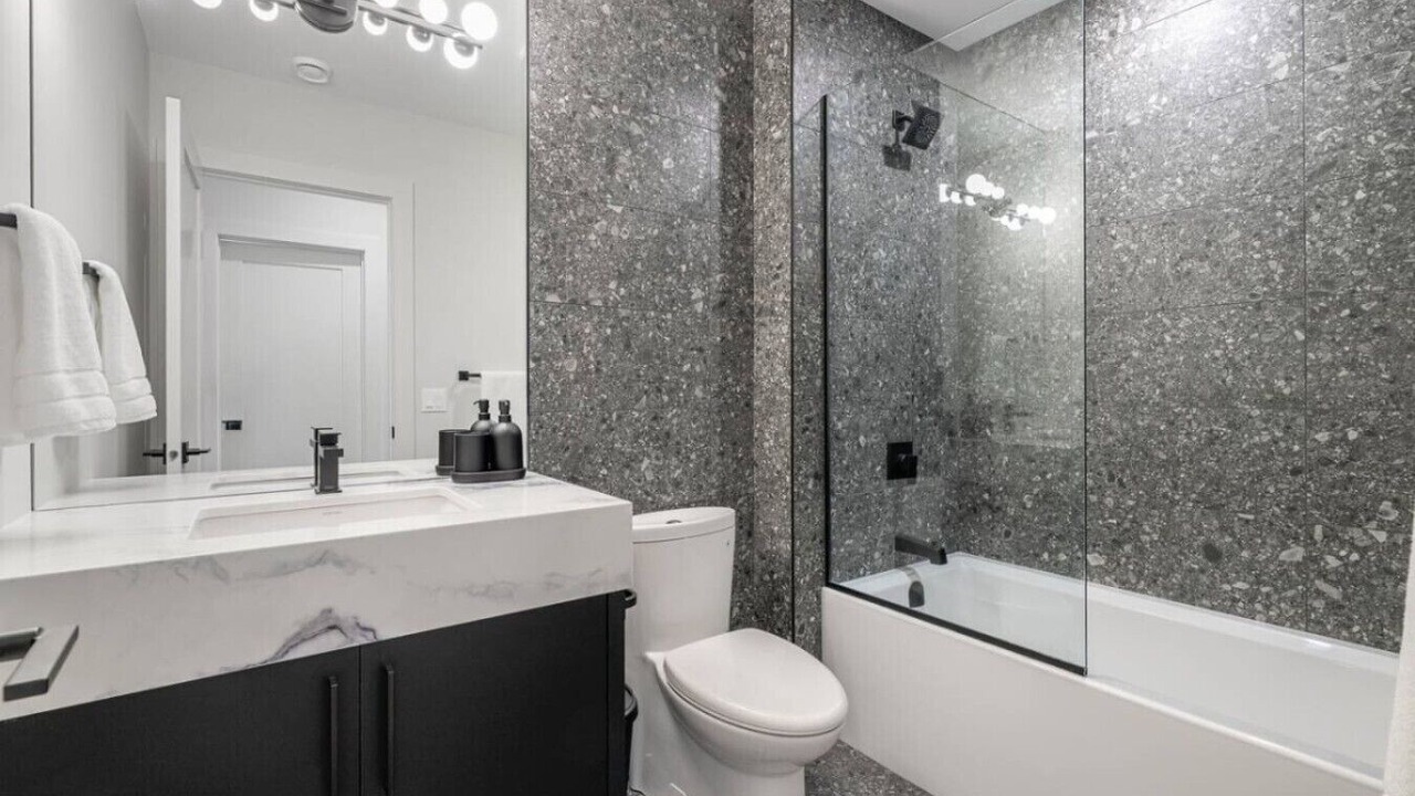 Photo of Bathroom in Killarney