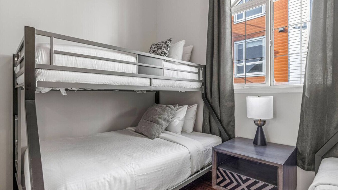 Photo of Bedroom in Cougar Creek