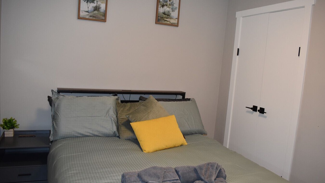 Photo of Bedroom in Highland Park