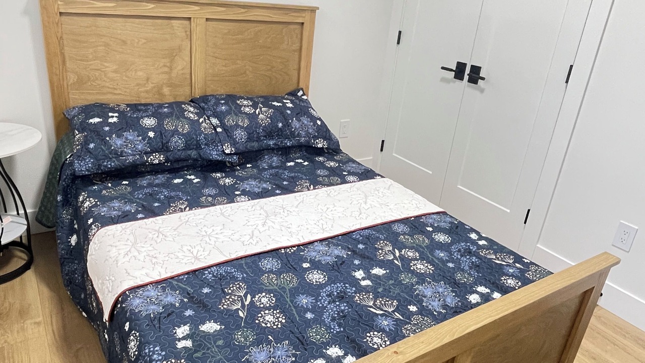 Photo of Bedroom in Surrey Newton