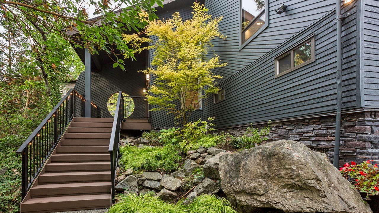 Photo of Outdoor in West Vancouver