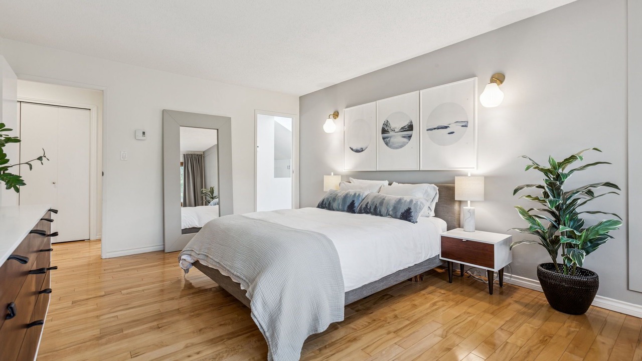 Photo of Bedroom in West Vancouver