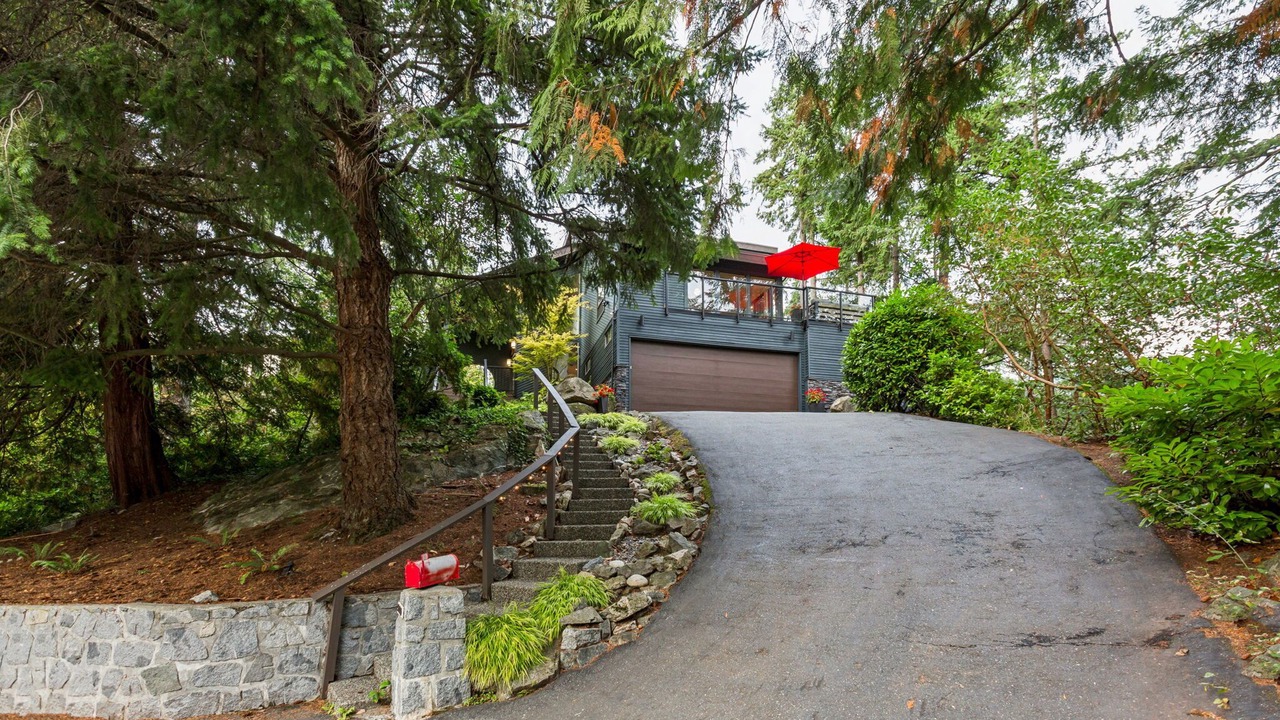 Photo of Outdoor in West Vancouver