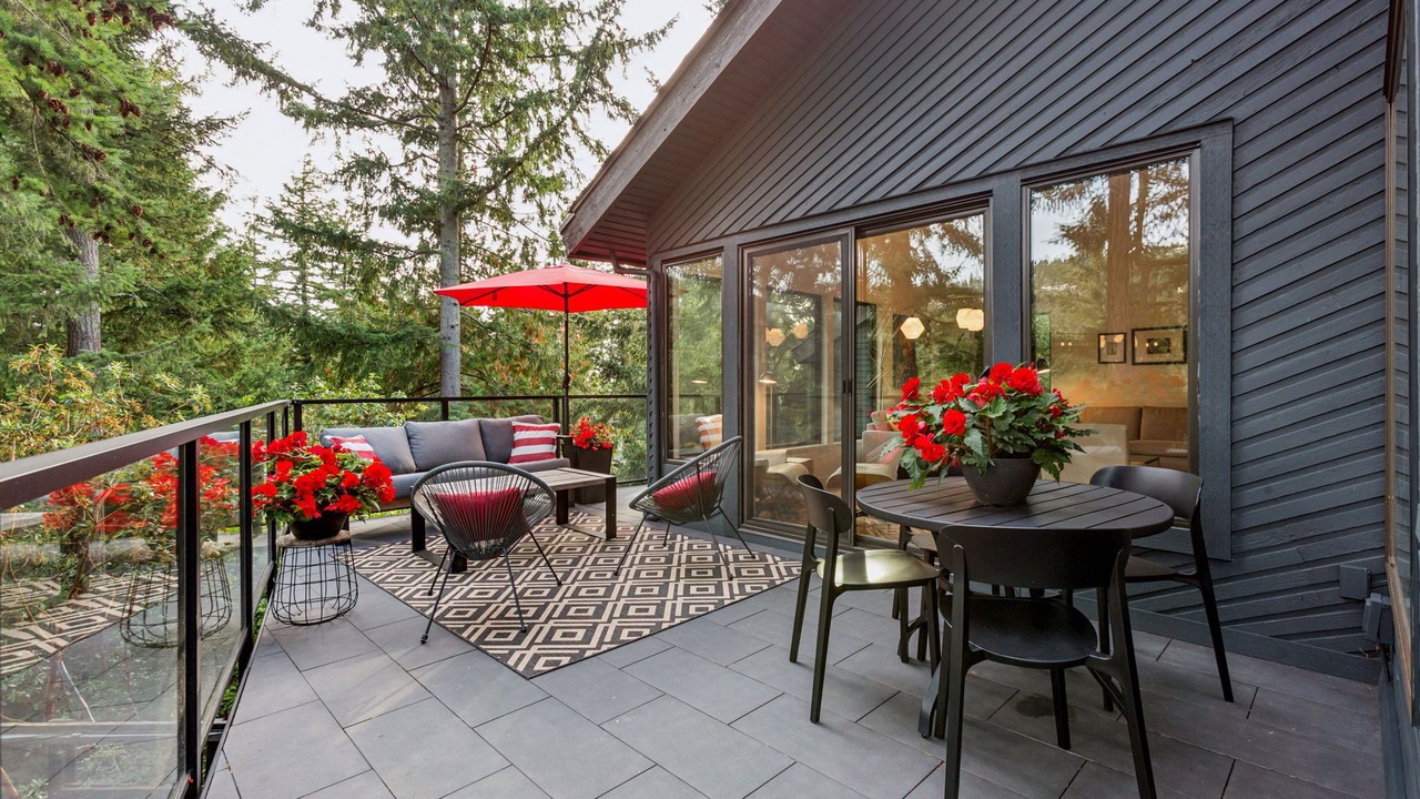 Photo of Outdoor in West Vancouver