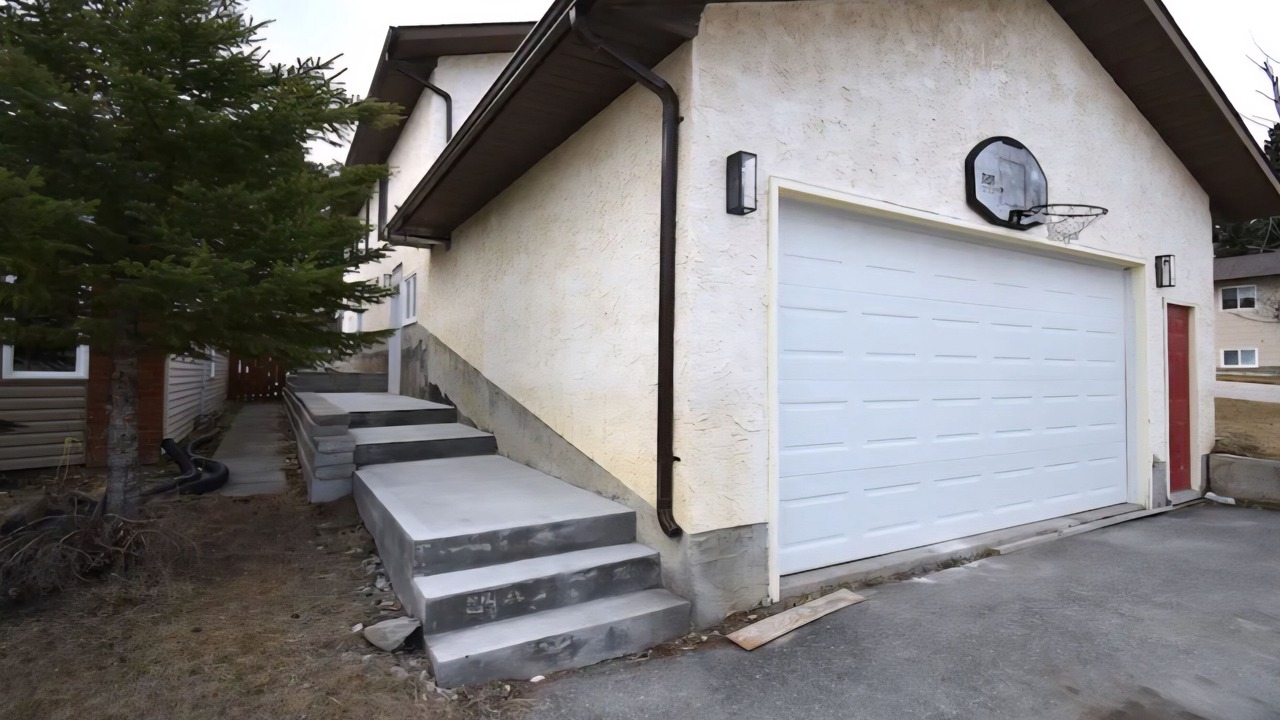 Photo of Outdoor in Hinton