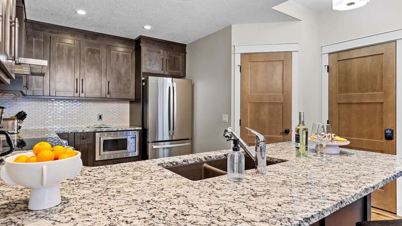 Photo of Kitchen in Cougar Creek