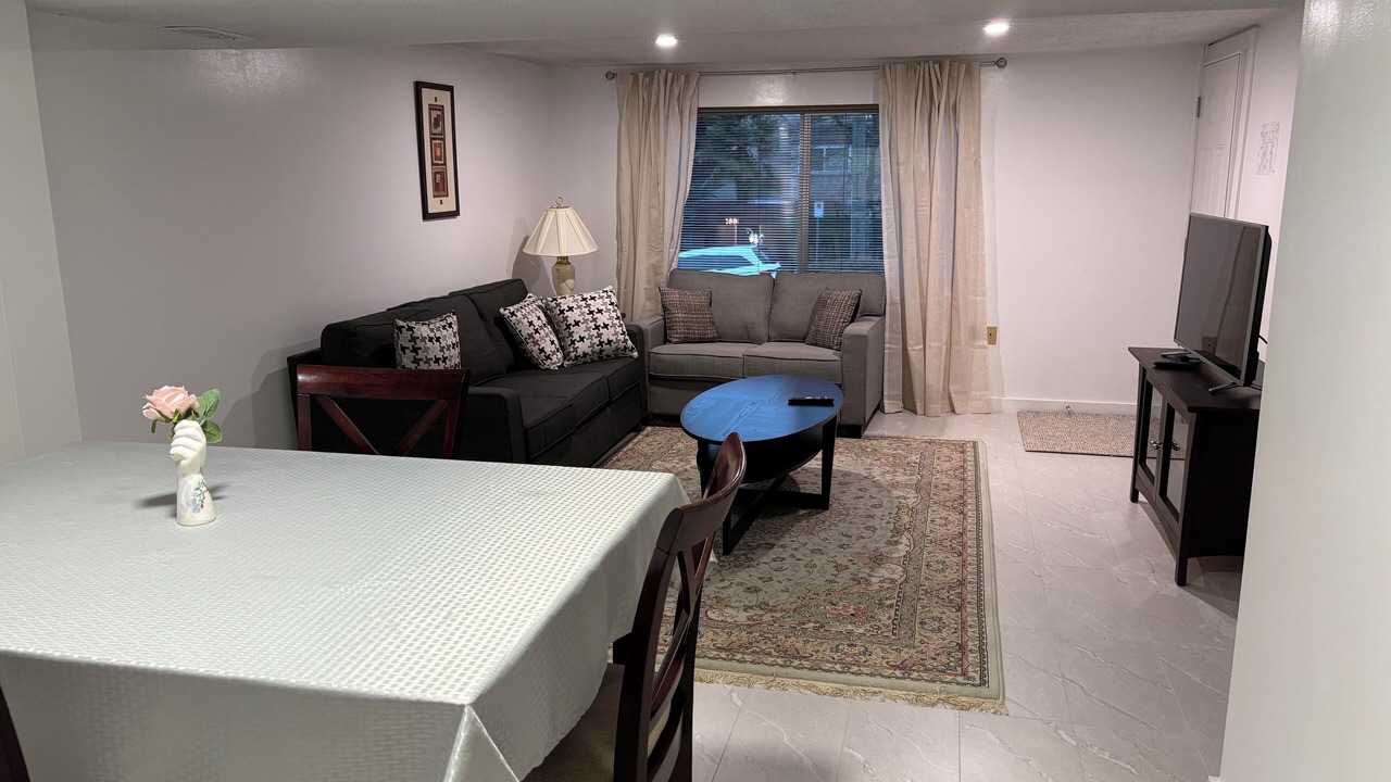 Photo of Livingroom in North Vancouver