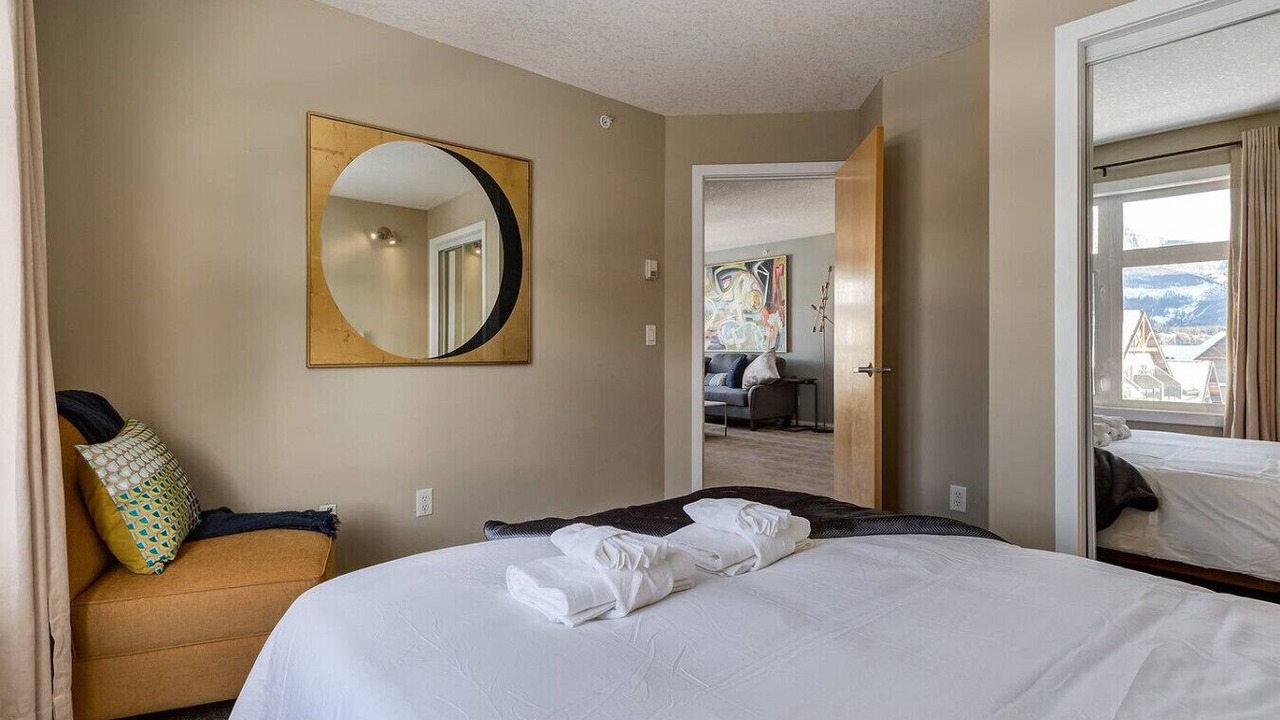 Photo of Bedroom in Cougar Creek