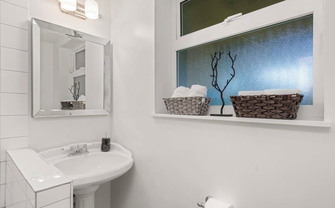 Photo of Bathroom in West Vancouver