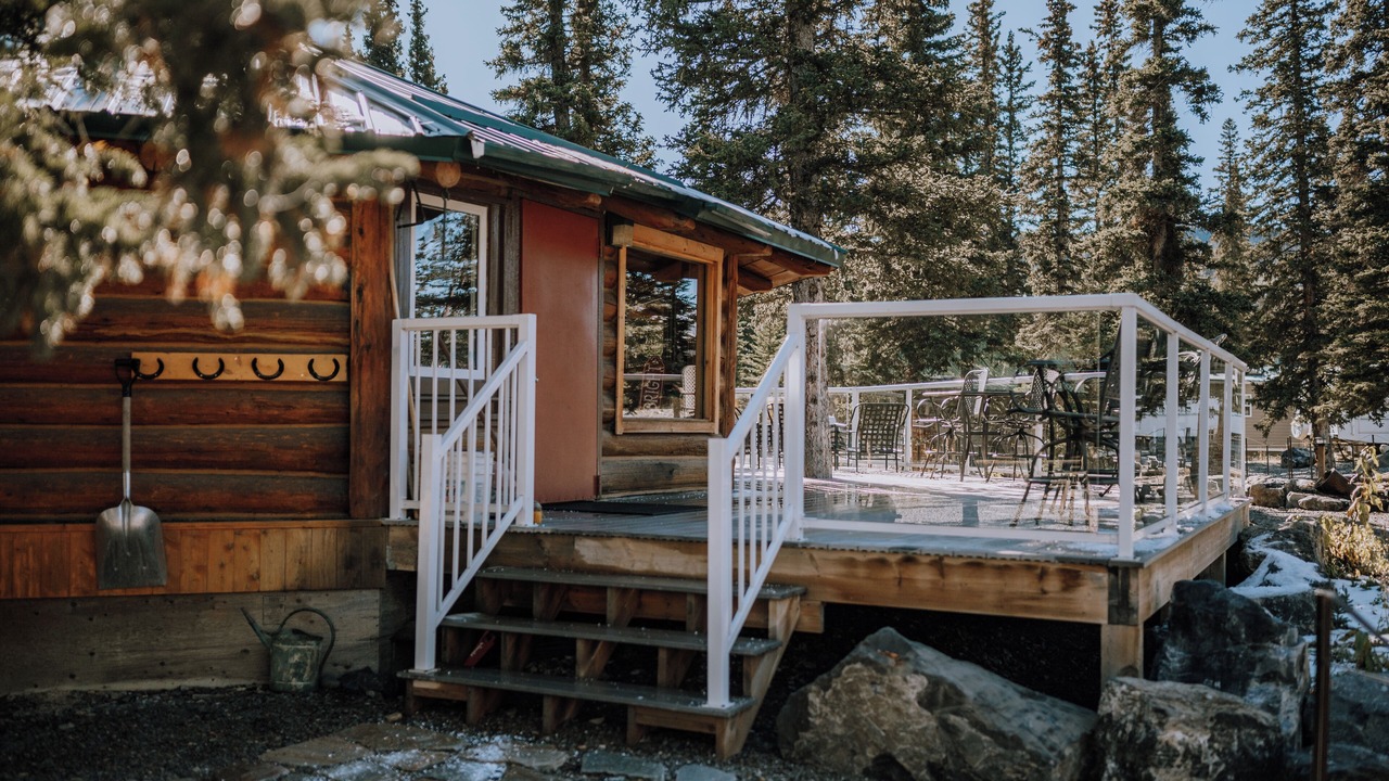 Photo of Patio Balcony in Red Deer River Crossing