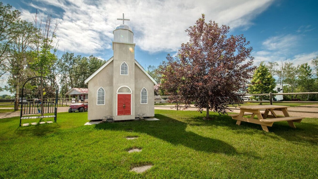 Photo of Outdoor in Stettler