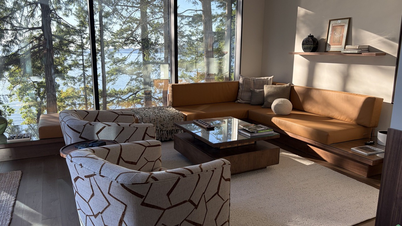 Photo of Livingroom in Salt Spring Island