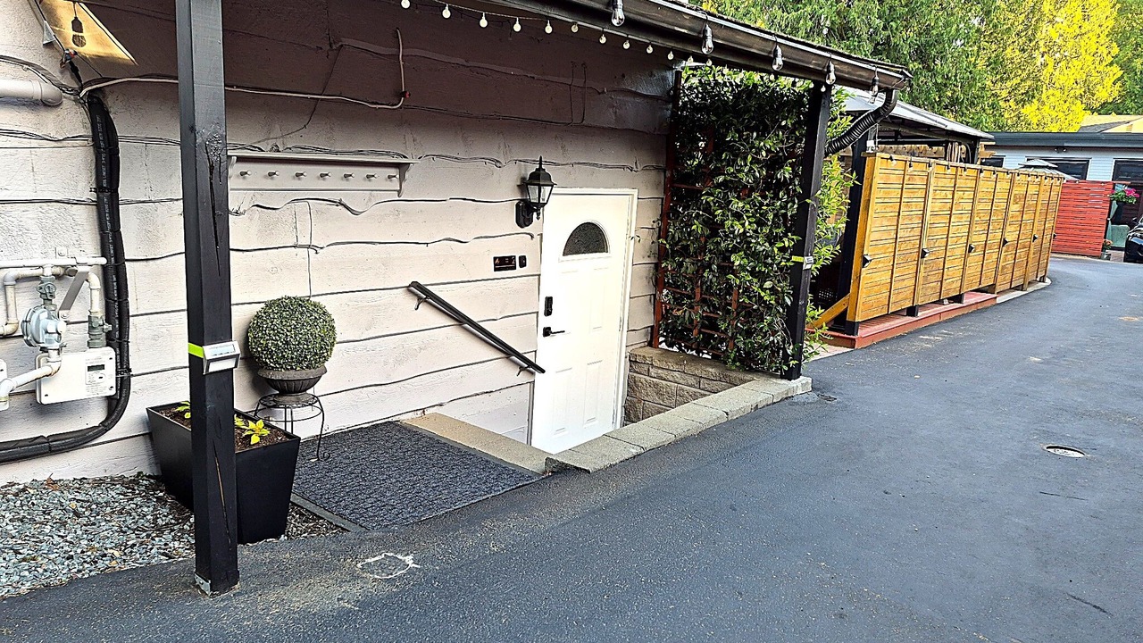 Photo of Outdoor in Canyon Heights