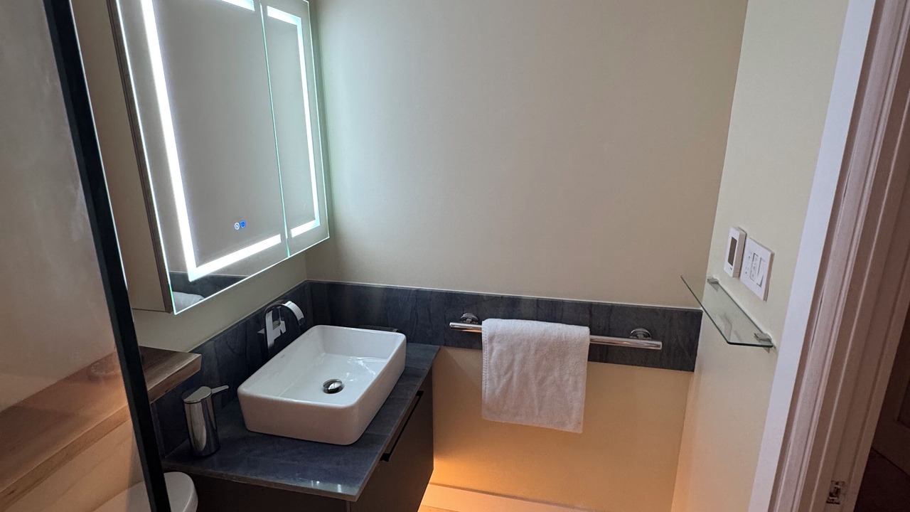 Photo of Bathroom in Lower Lonsdale