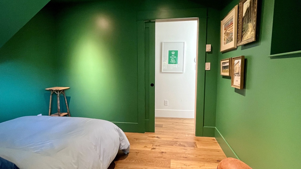 Photo of Bedroom in Kensington-Cedar Cottage