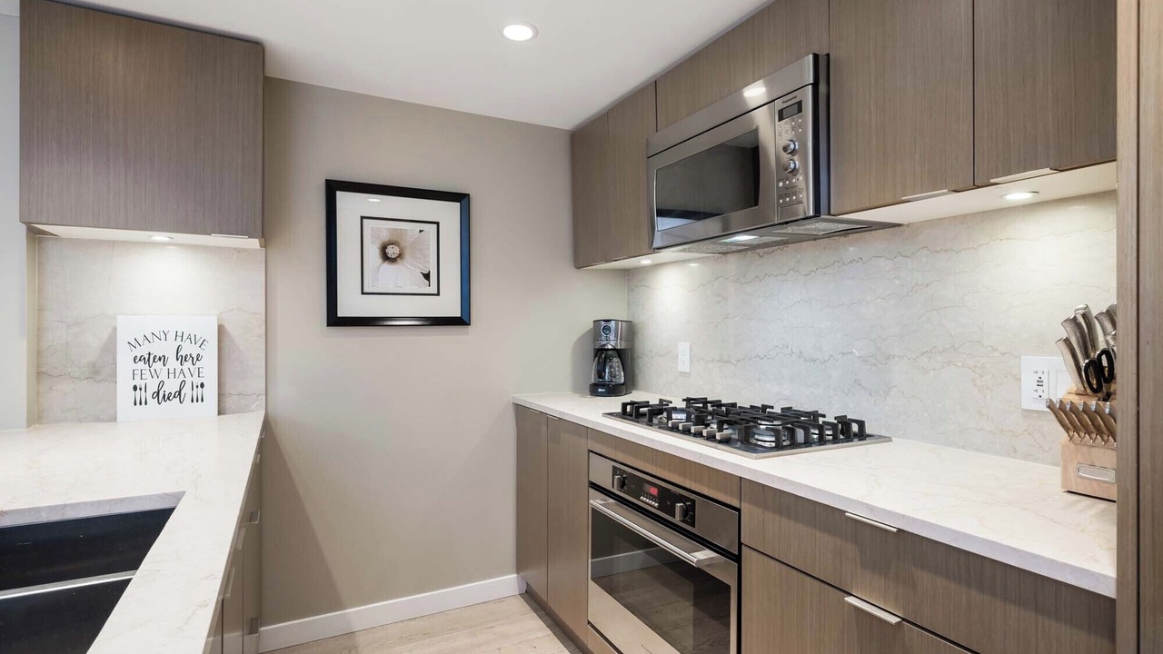 Photo of Kitchen in Central Lonsdale