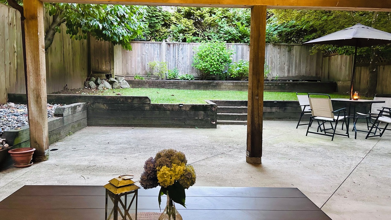 Photo of Outdoor in Deep Cove
