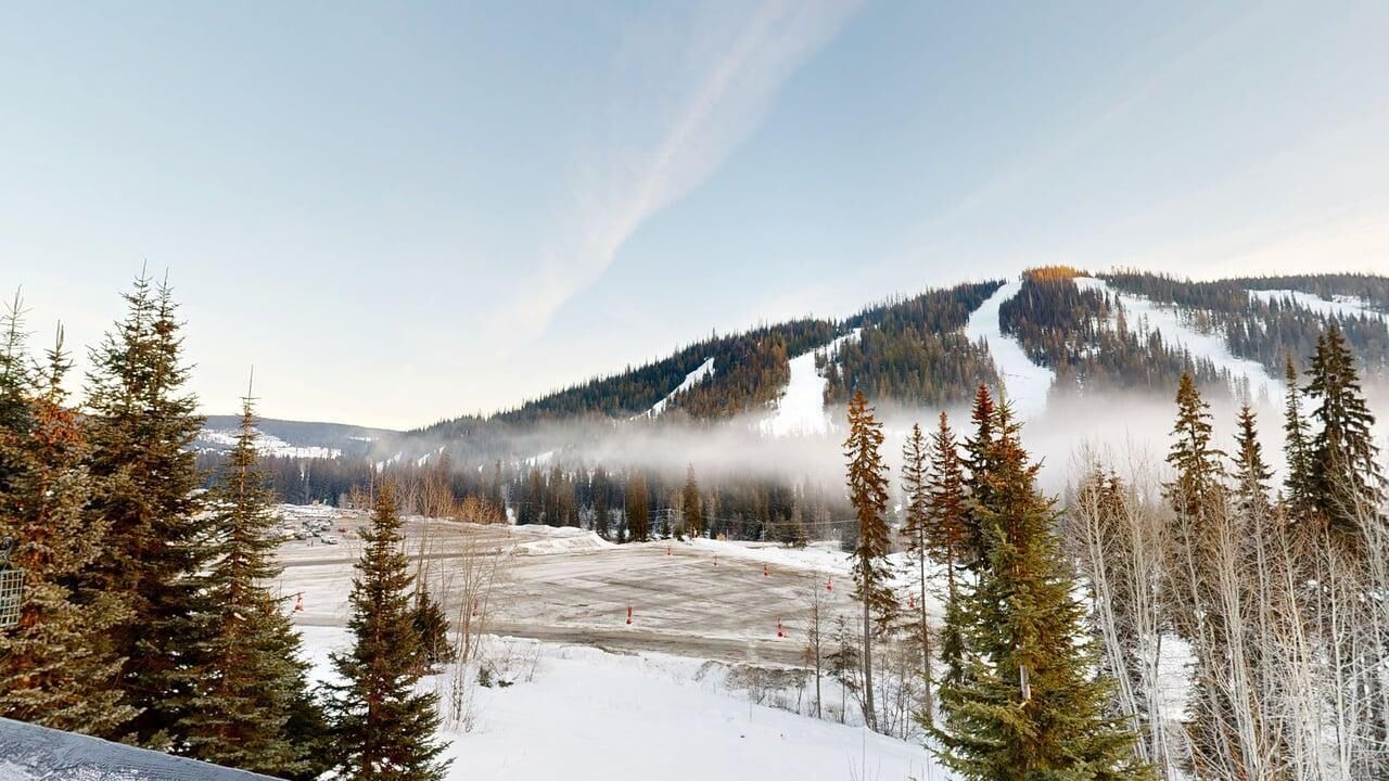 Photo of Others in Sun Peaks