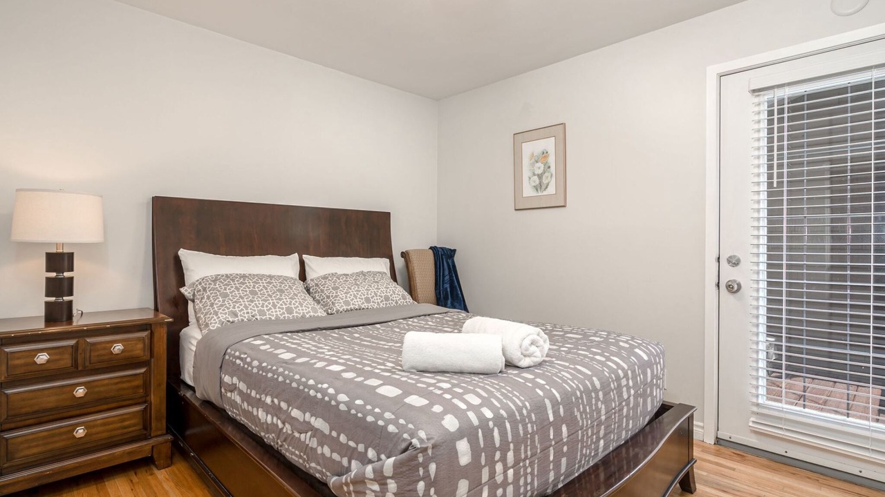 Photo of Bedroom in Haysboro