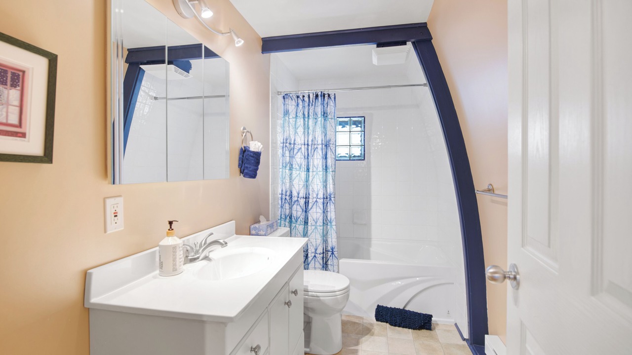 Photo of Bathroom in Silver Star Mountain