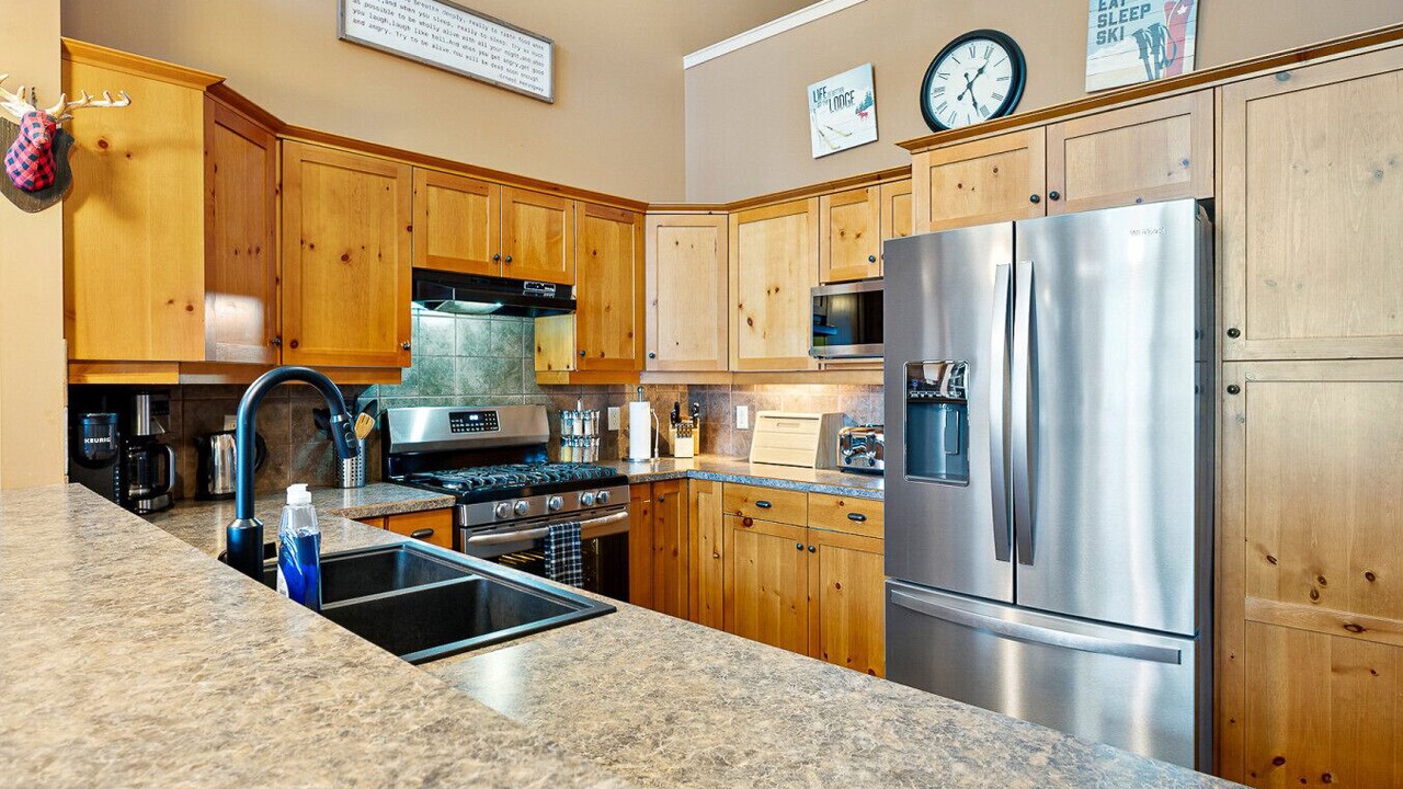 Photo of Kitchen in Snow Pine Estates