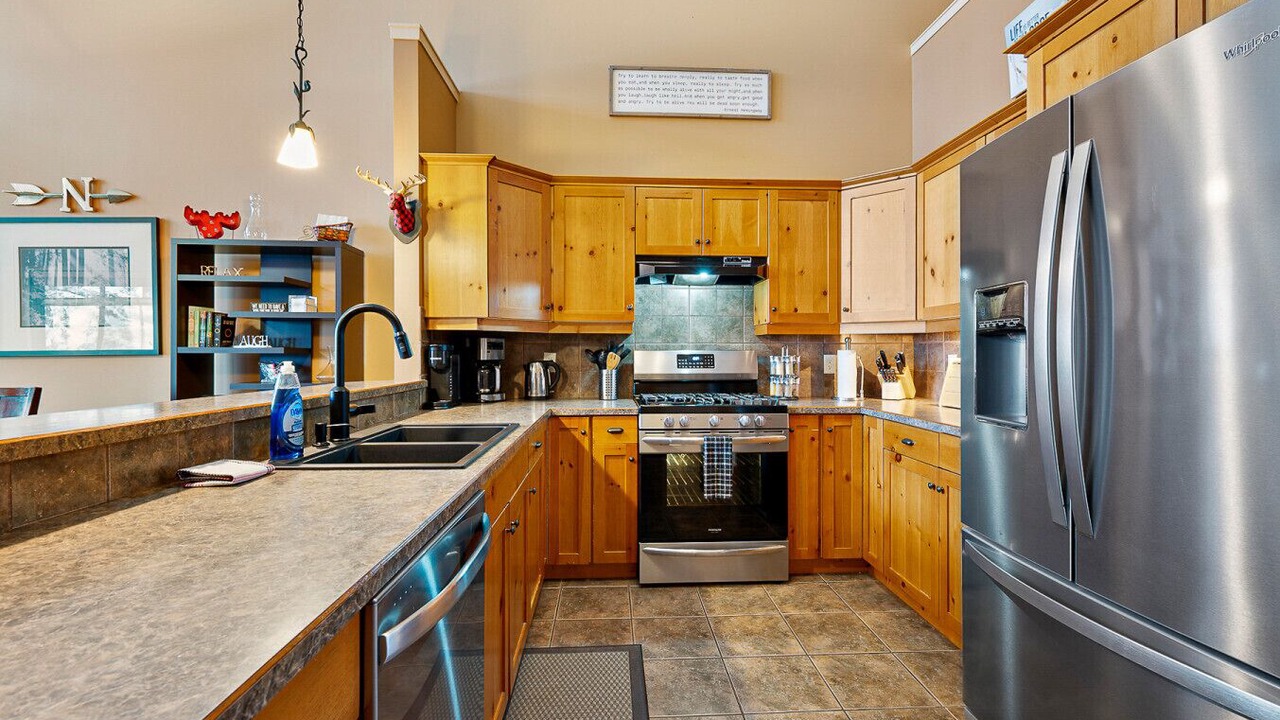 Photo of Kitchen in Snow Pine Estates