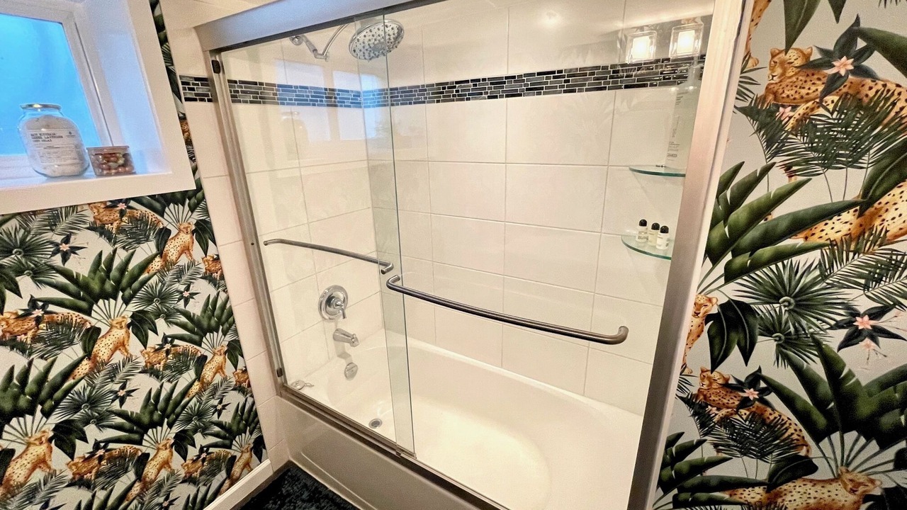 Photo of Bathroom in White Rock