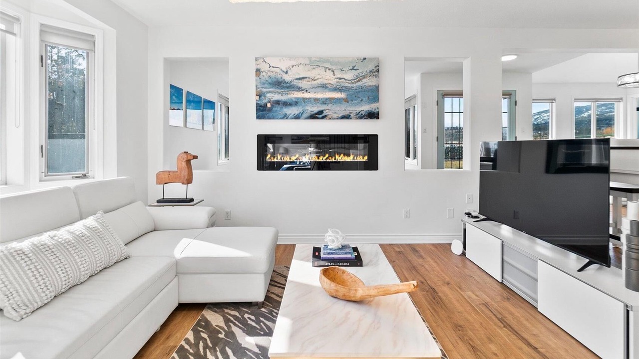 Photo of Livingroom in South Central