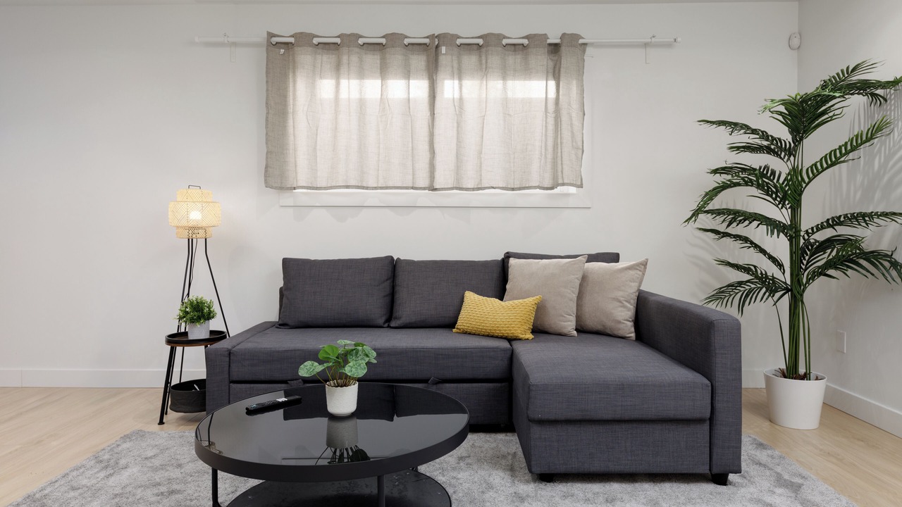 Photo of Livingroom in Willoughby