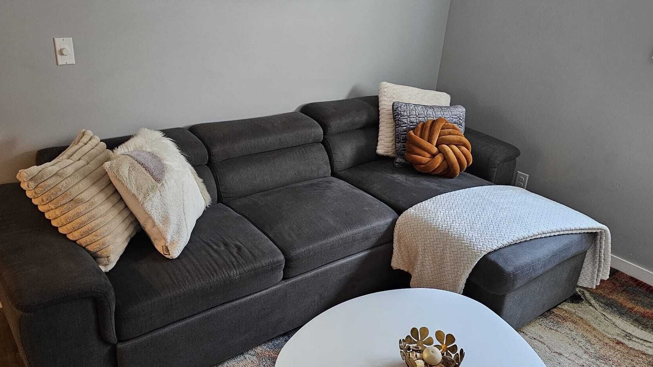 Photo of Livingroom in Panorama Hills
